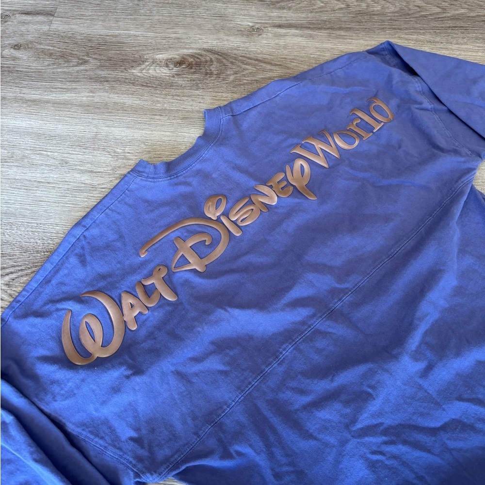 2021 Walt Disney World 50th Anniversary Castle Spirit Jersey Purple Size M - Picture 4 of 8